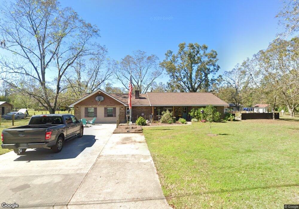 815 Grady St, Blackshear, GA 31516 - photo 1