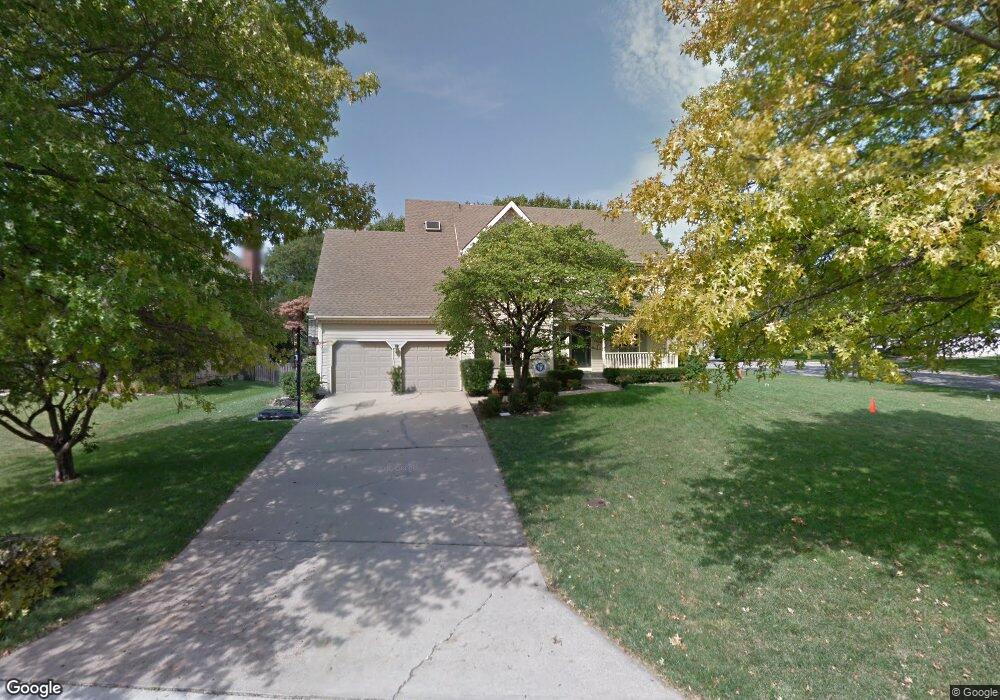 9148 Tomashaw St, Lenexa, KS 66219 - photo 1
