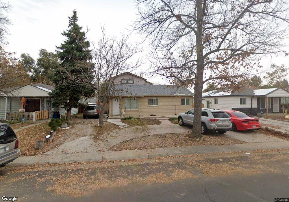 1616 Kingston St, Aurora, CO 80010 - photo 1