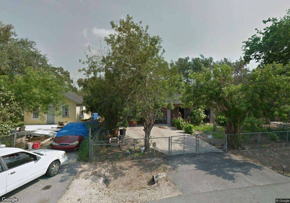 2910 W 8th St, Weslaco, TX 78596 - photo 1