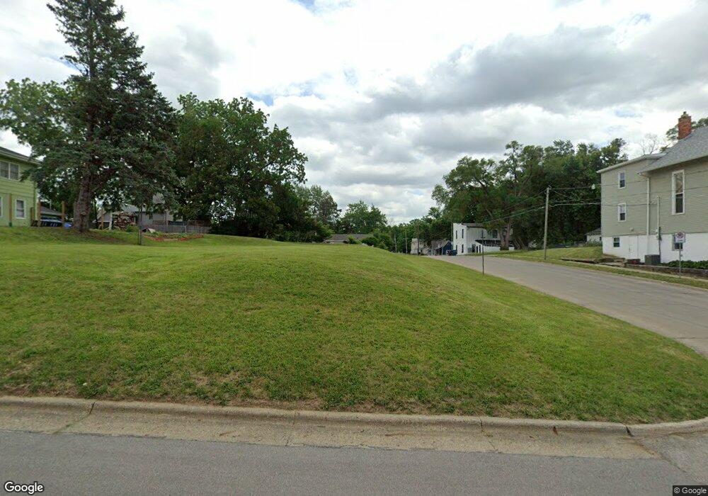 2331 SE 7th St, Des Moines, IA 50315 - photo 1