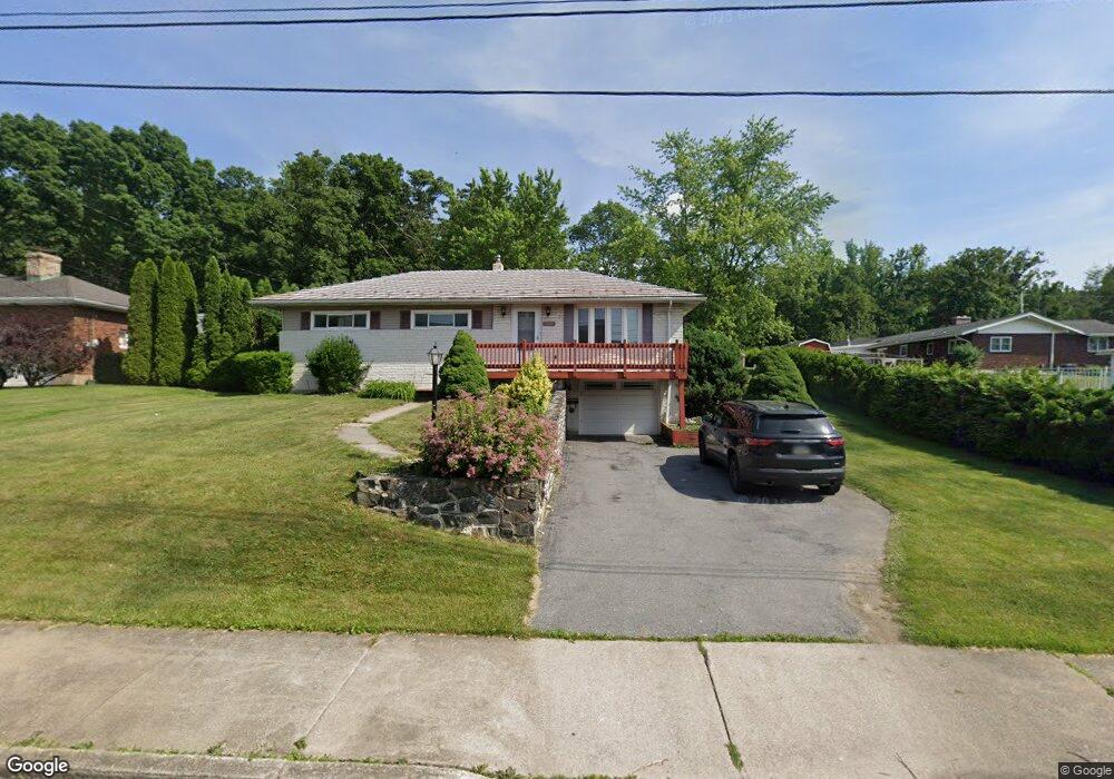 558 Fairview St unit 562, Emmaus, PA 18049 - photo 1