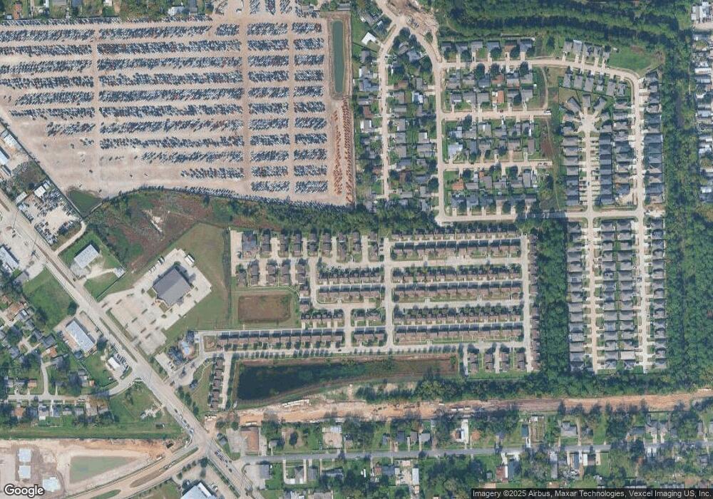 236 Isaac Ln, Houston, TX 77088 - photo 1