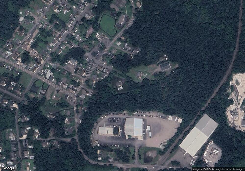 115 Lispi Dr, Pittston, PA 18640 - photo 1