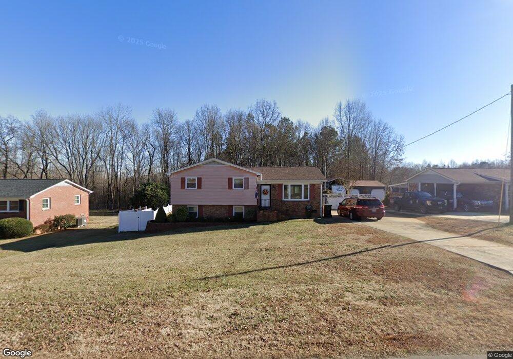 110 Whitehorse Rd, Gastonia, NC 28052 - photo 1