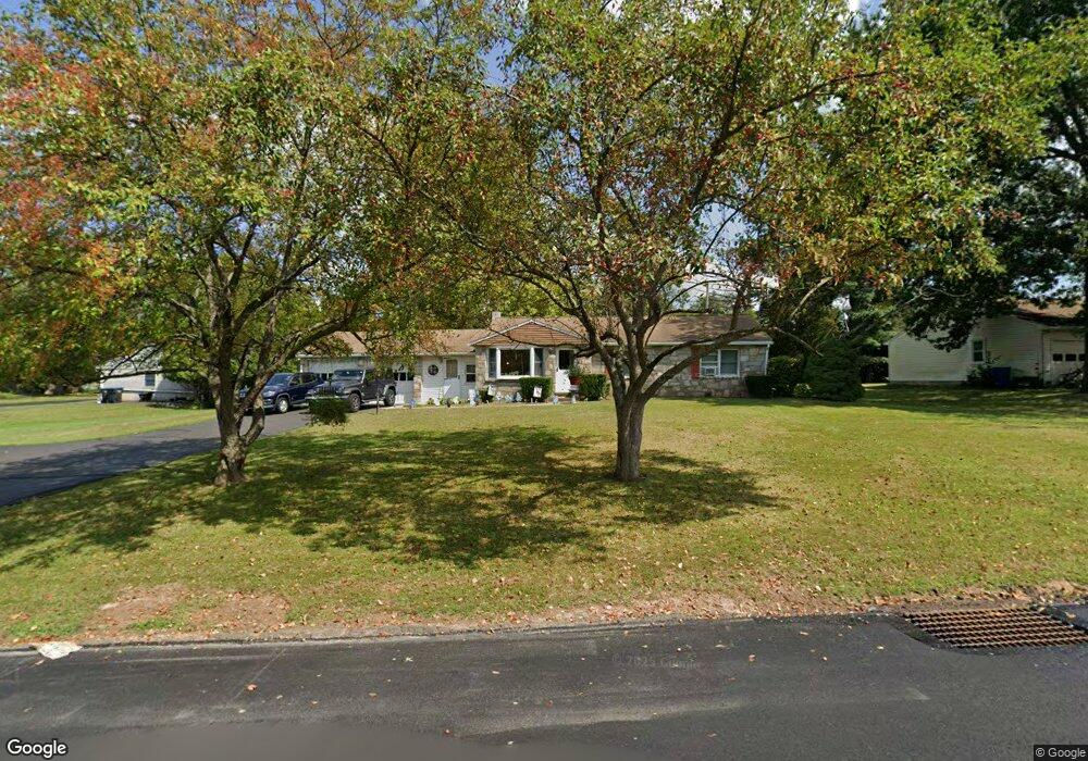 927 Bent Rd, Hatfield, PA 19440 - photo 1