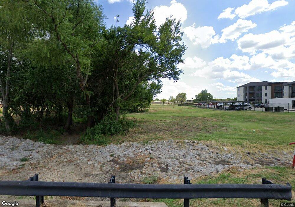 204 Hilre Dr, Sherman, TX 75092 - photo 1