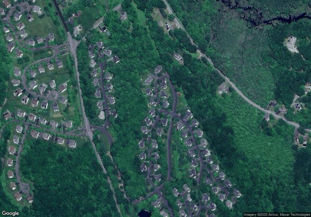 2 Kimberwick Ct unit 2, Middlebury, CT 06762 - photo 1