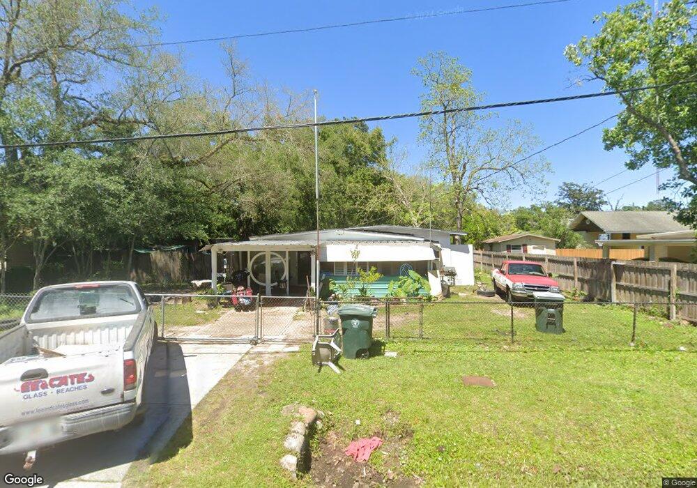 8263 Dickie Dr, Jacksonville, FL 32216 - photo 1