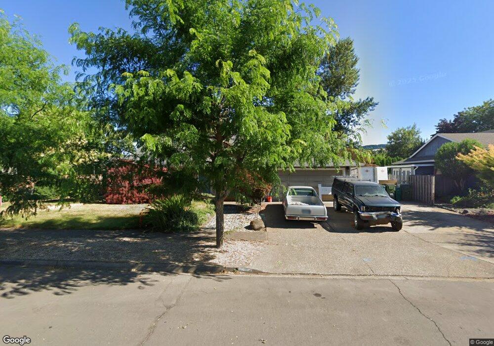 513 Dartmouth St, Newberg, OR 97132 - photo 1