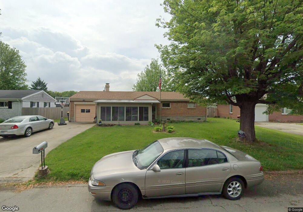 135 S Coventry Dr, Anderson, IN 46012 - photo 1