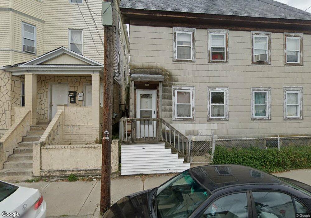 112 Willow St, Lawrence, MA 01841 - photo 1