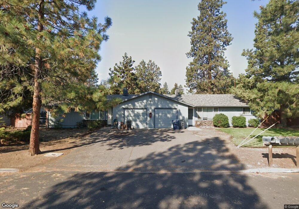 331 SE Wildcat Dr, Bend, OR 97702 - photo 1