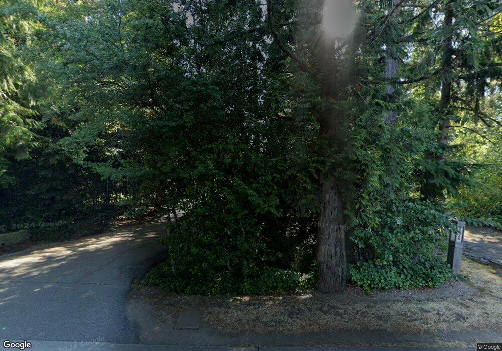 3234 Hunts Point Rd, Hunts Point, WA 98004 - photo 1