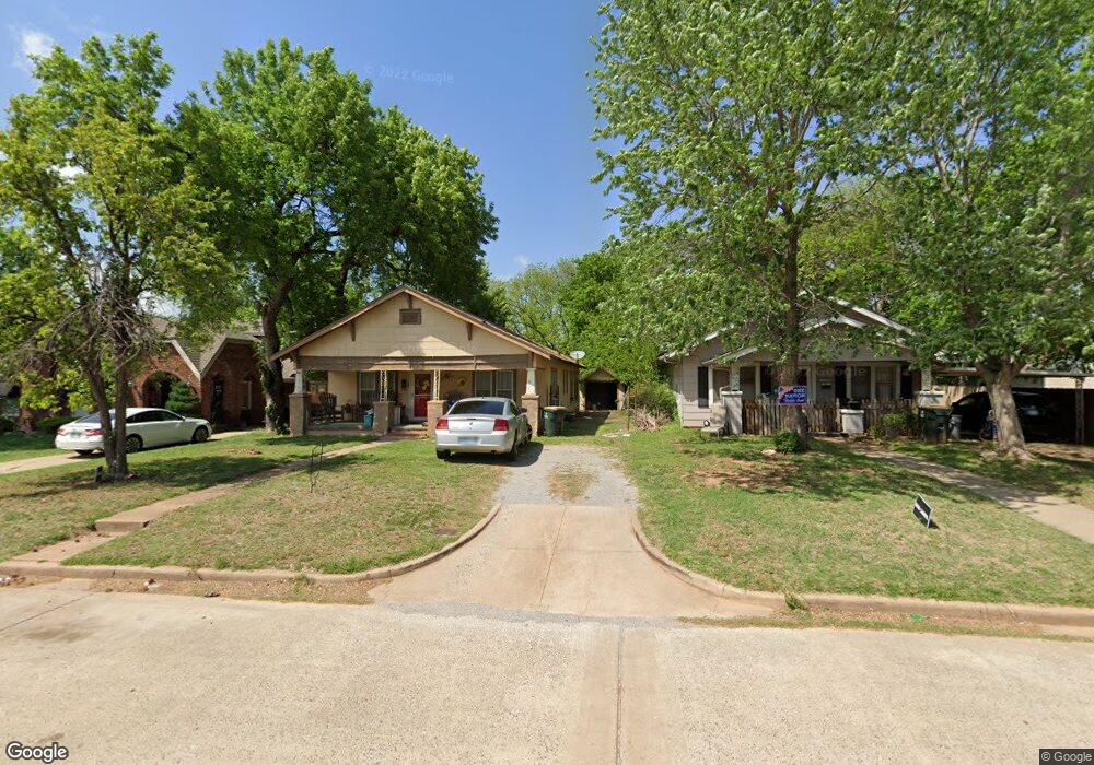 1211 W Hickory Ave, Duncan, OK 73533 - photo 1