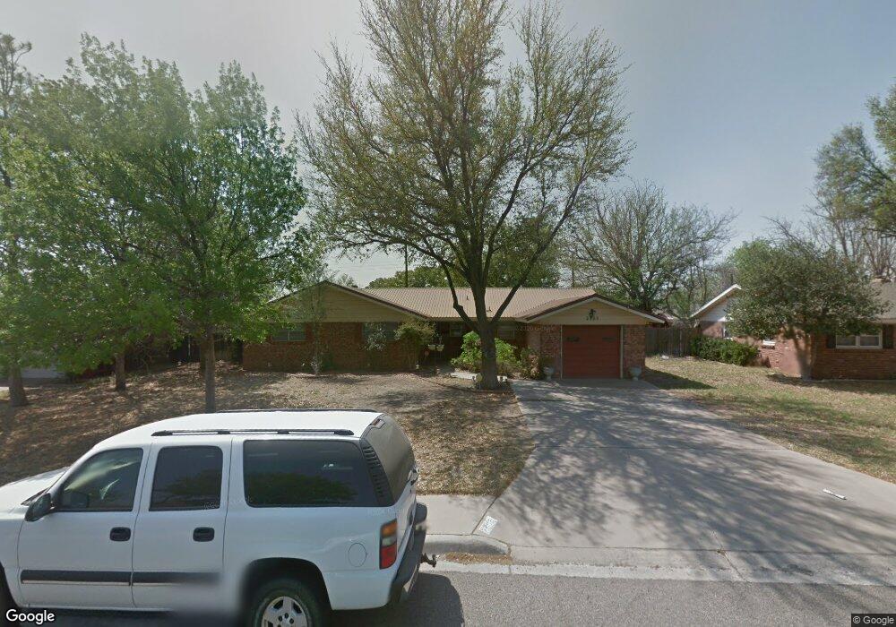 2405 W Shandon Ave, Midland, TX 79705 - photo 1