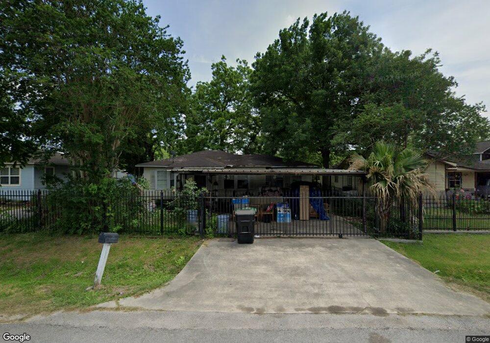 2810 Folger St, Houston, TX 77093 - photo 1