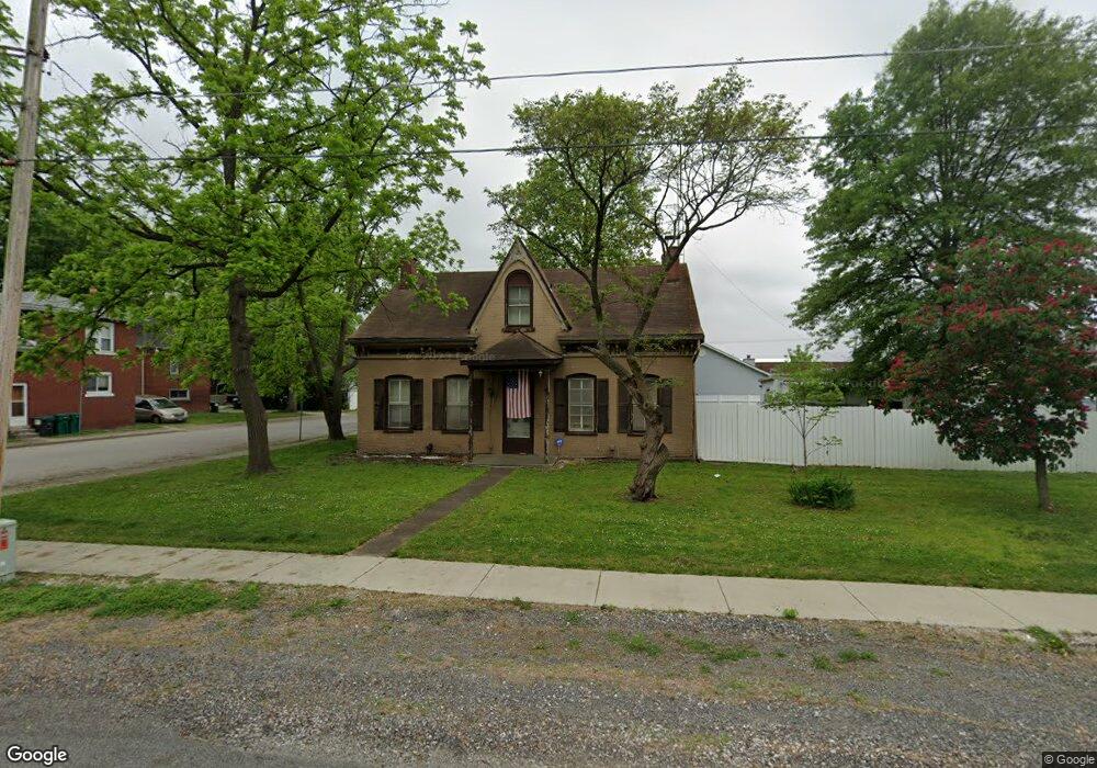 201 W Washington St, Freeburg, IL 62243 - photo 1