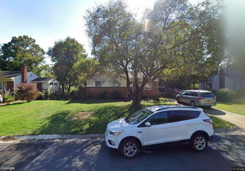 209 Rolling Rd, Gaithersburg, MD 20877 - photo 1