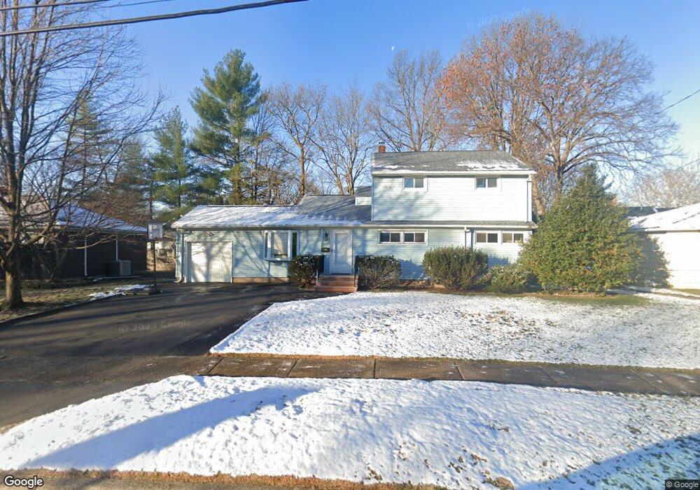 7 Warwick Ct, River Edge, NJ 07661 - photo 1