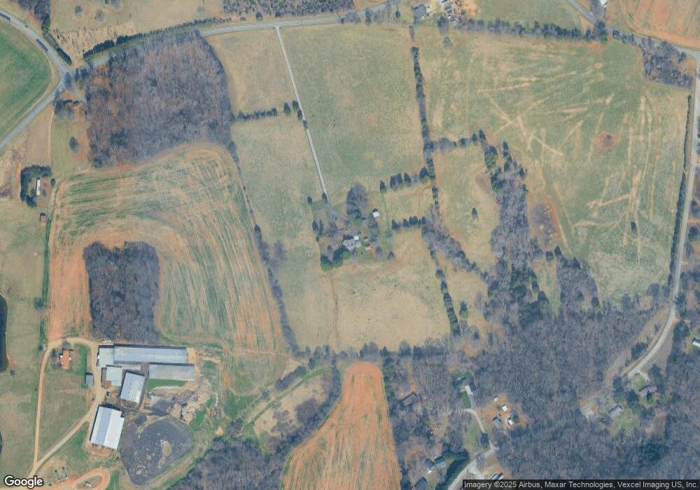 702 Old Mocksville Rd, Statesville, NC 28625 - photo 1