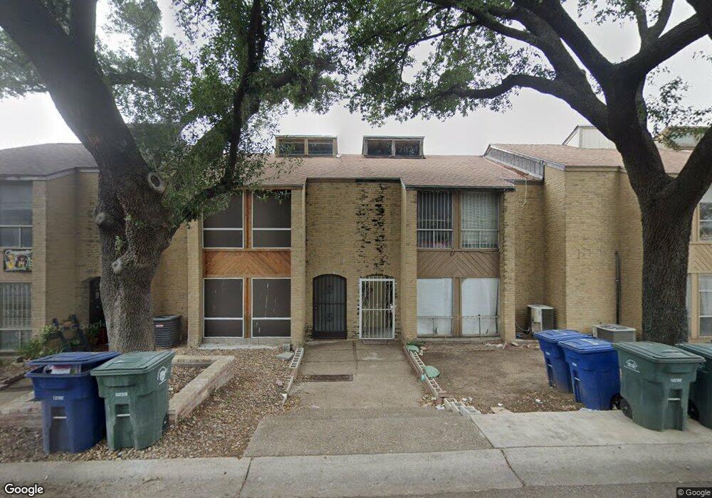 2318 E Montgomery St unit 9, Laredo, TX 78043 - photo 1