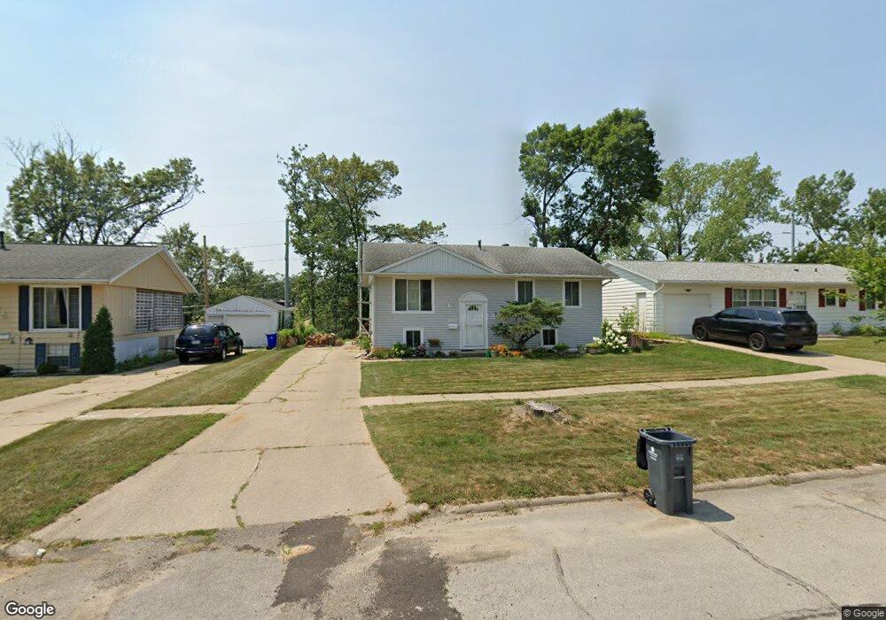 1200 18th St NW, Cedar Rapids, IA 52405 - photo 1