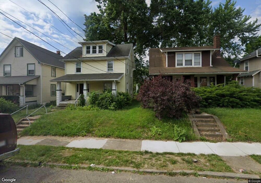 2716 10th St SW, Canton, OH 44710 - photo 1