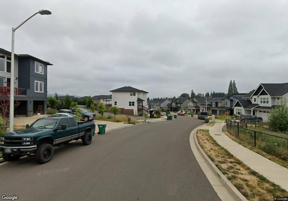 608 E Taylor Dr, Newberg, OR 97132 - photo 1