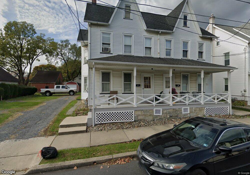 21 N Whitfield St, Nazareth, PA 18064 - photo 1