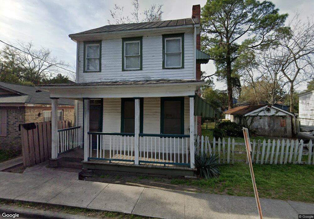 813 W 38th St, Savannah, GA 31415 - photo 1