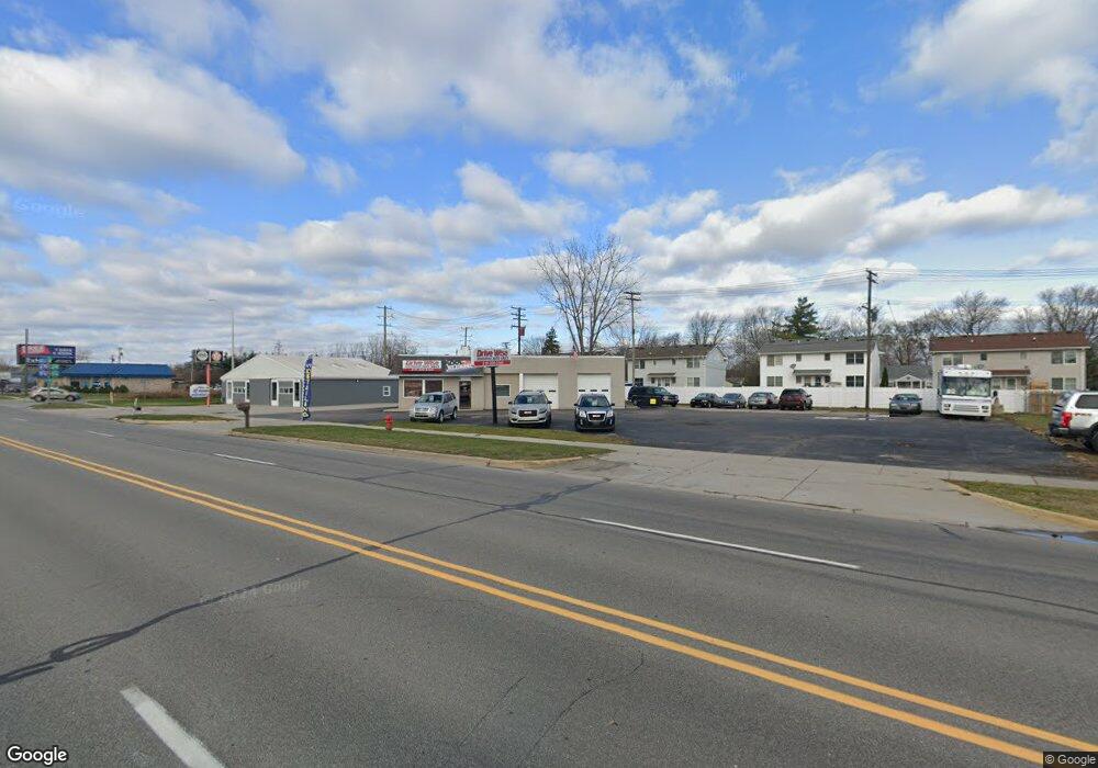 2515 Lapeer Ave, Port Huron, MI 48060 - photo 1