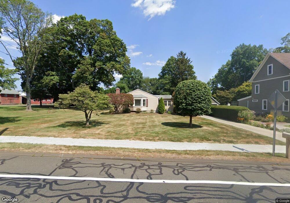 593 Orange Center Rd, Orange, CT 06477 - photo 1