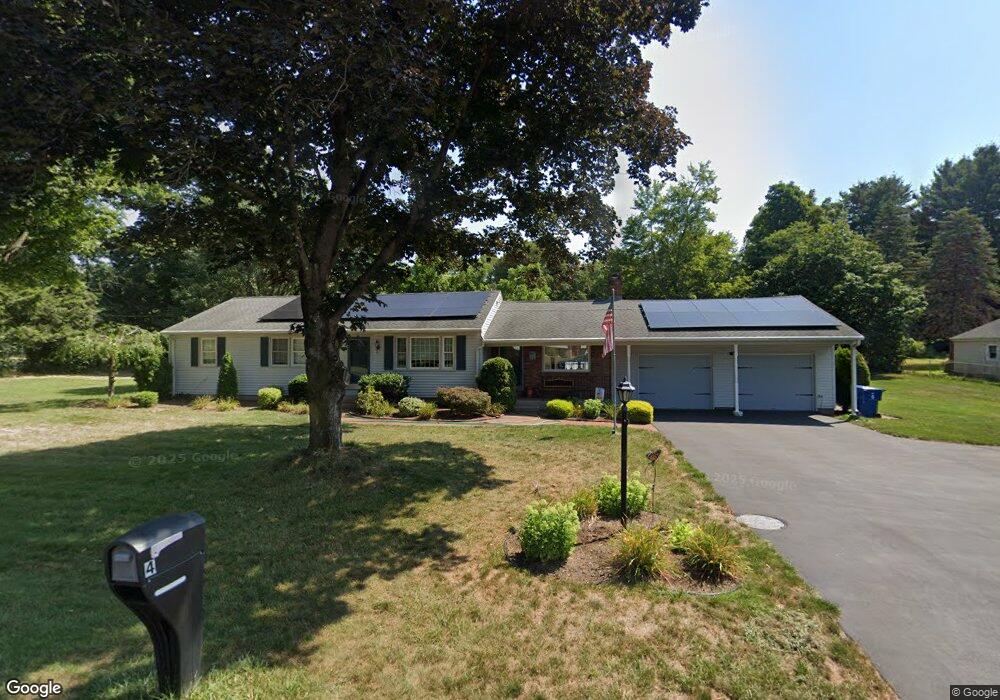 4 Doris St, Unionville, CT 06085 - photo 1