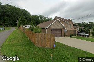 112 Lavis St, Sophia, WV 25921