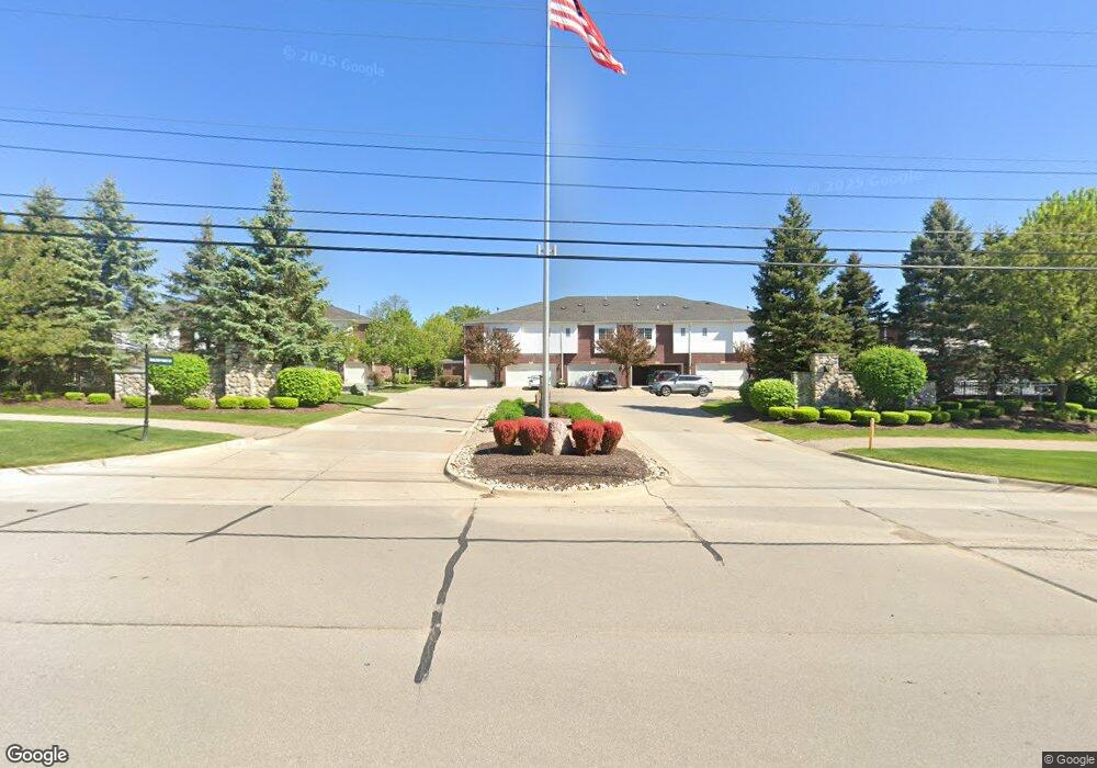 6801 Boulder Pointe Dr, Washington Township, MI 48094 - photo 1