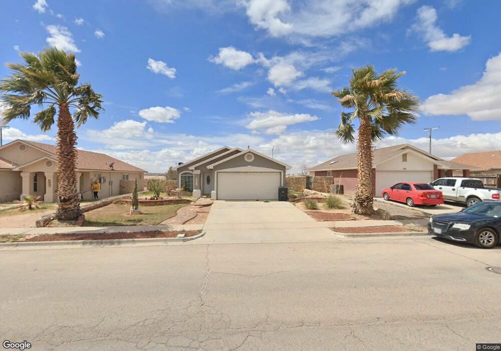 697 Desert Sage Dr, Horizon City, TX 79928 - photo 1