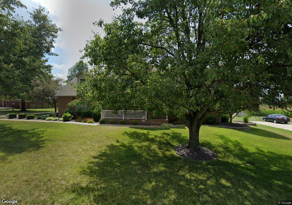 915 Mohawk Dr, Fort Branch, IN 47648 - photo 1