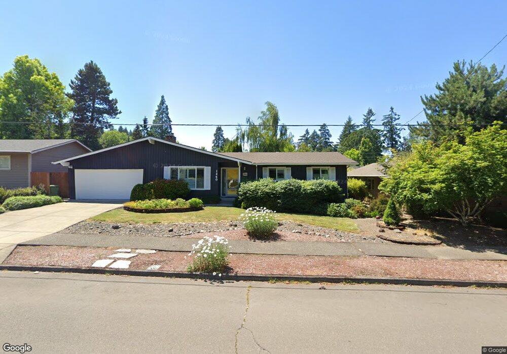 1220 Hallinan St, Lake Oswego, OR 97034 - photo 1