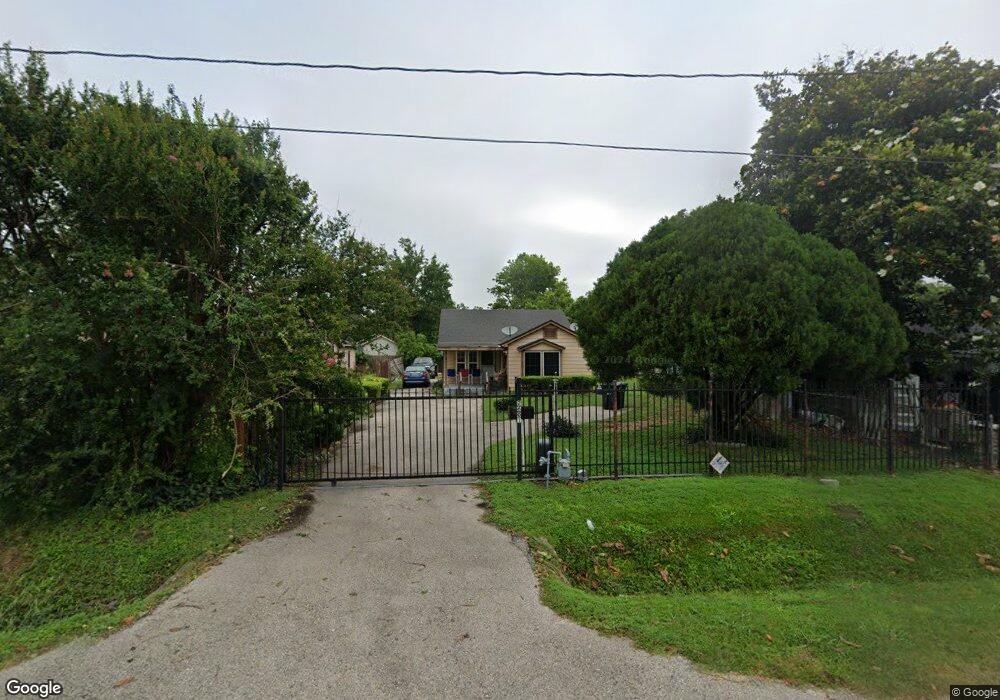 2601 Caplin St, Houston, TX 77026 - photo 1