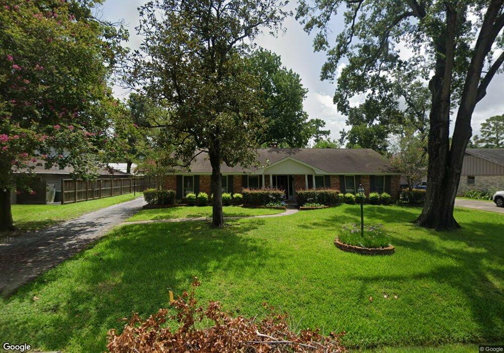 1126 Glourie Dr, Houston, TX 77055 - photo 1