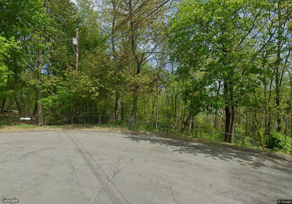 8 Lakeview Ct, Highland Mills, NY 10930 - photo 1