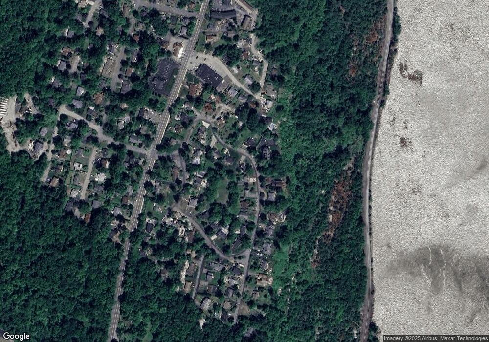 53 Ondaora Pkwy, Highland Falls, NY 10928 - photo 1