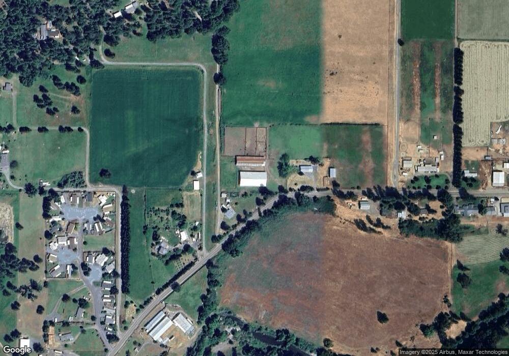 9235 E Evans Creek Rd, Rogue River, OR 97537 - photo 1