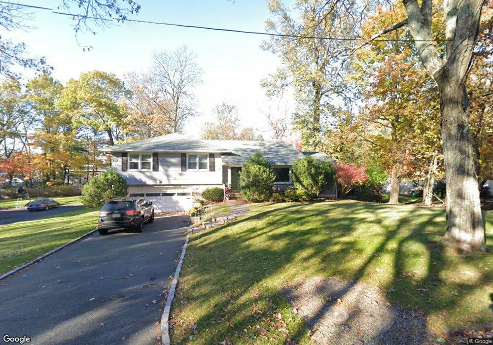 7 Raynor Rd, West Orange, NJ 07052 - photo 1