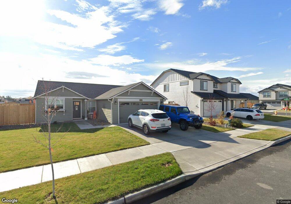 1580 NW Varnish Place unit 107, Redmond, OR 97756 - photo 1