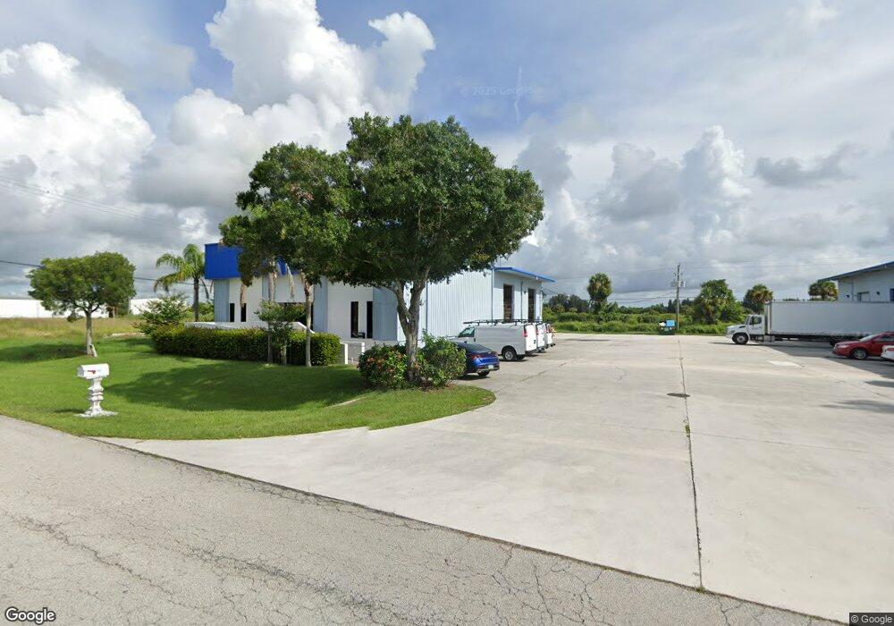 7332 Commercial Cir, Fort Pierce, FL 34951 - photo 1