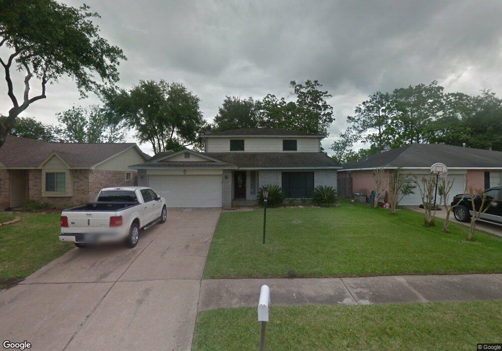 16423 Bougainvilla Ln, Friendswood, TX 77546 - photo 1