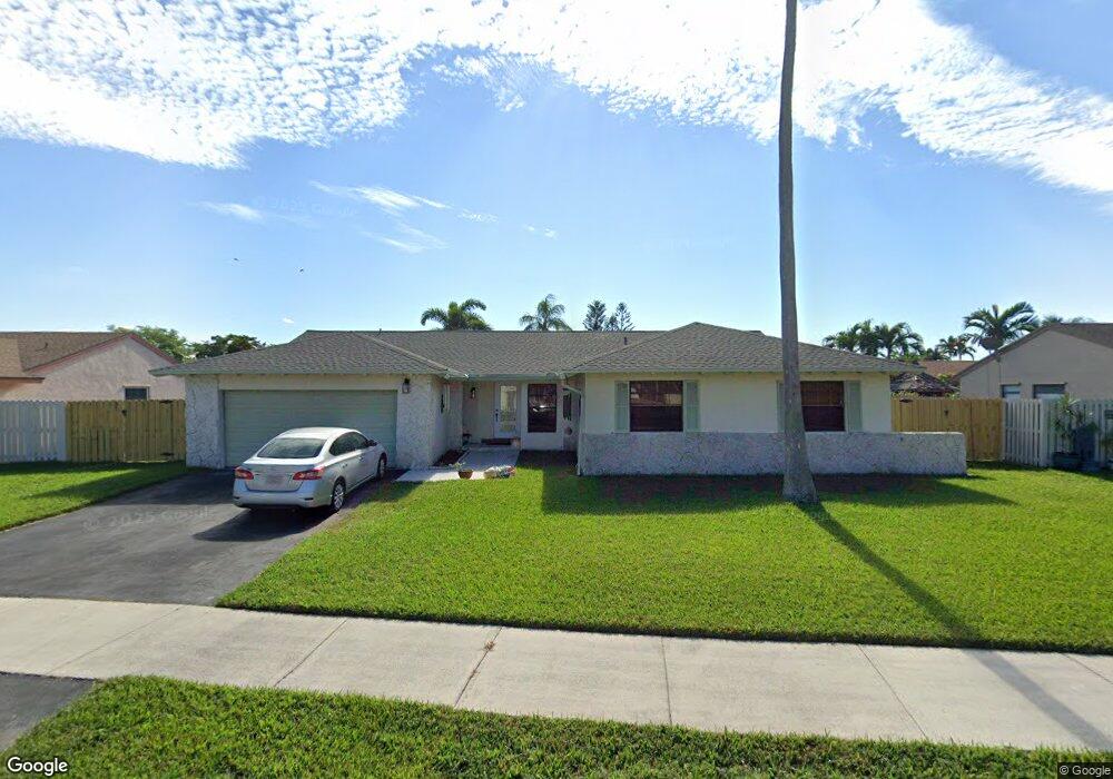 14710 Madison Place, Davie, FL 33325 - photo 1