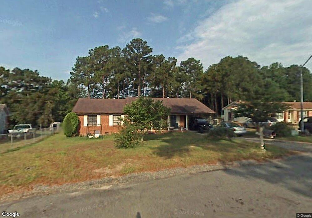 229 Brewster Dr, Fayetteville, NC 28303 - photo 1